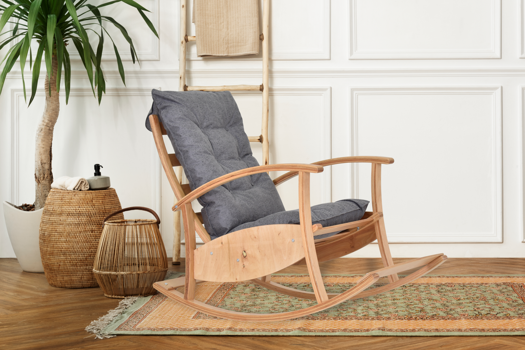 Dandini Naturel Ahşap Sallanan Koltuk Tv Sandalyesi